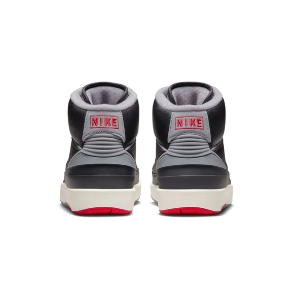 BIG KID'S AIR JORDAN 2 RETRO - "BLACK CEMENT" - Picture 3 of 7